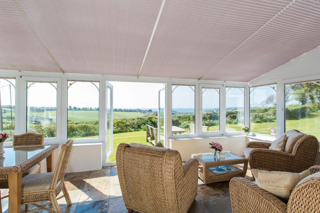 Bed and Breakfast Bucklawren Farm Looe Esterno foto